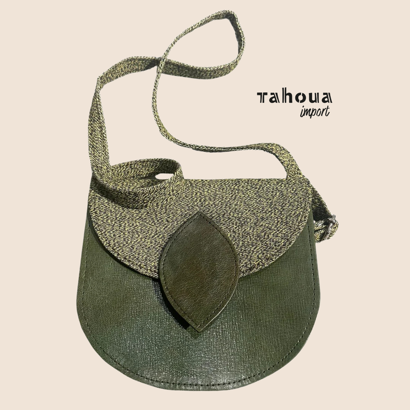 Tasche mit Blattverschluss rund - Grün