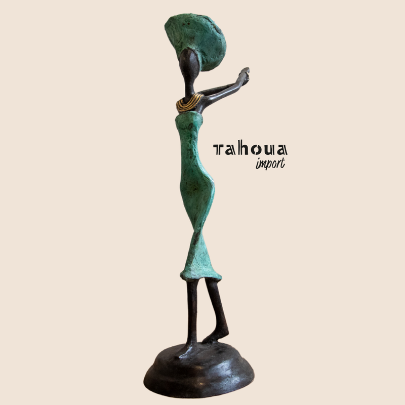 Vrouw met armen achterwaards - turquoise