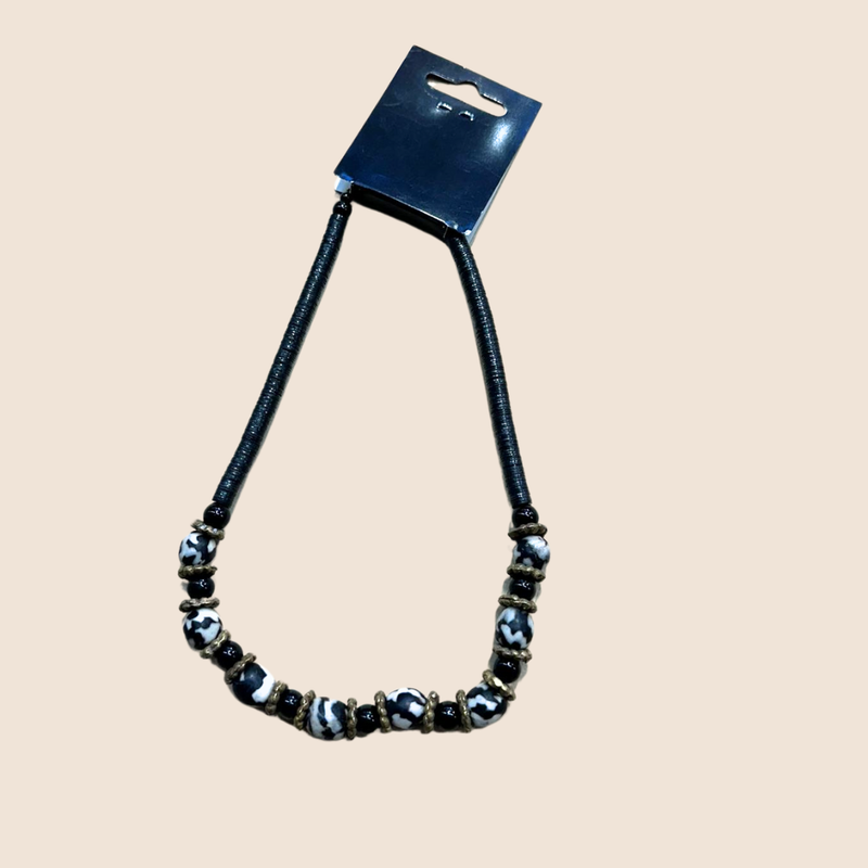 Necklace with black and white beads