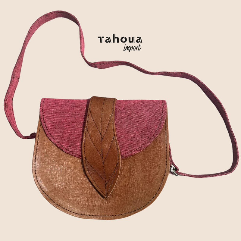 Bag with leaf closure - Pink