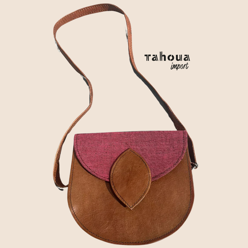 Bag with leaf closure round - Pink