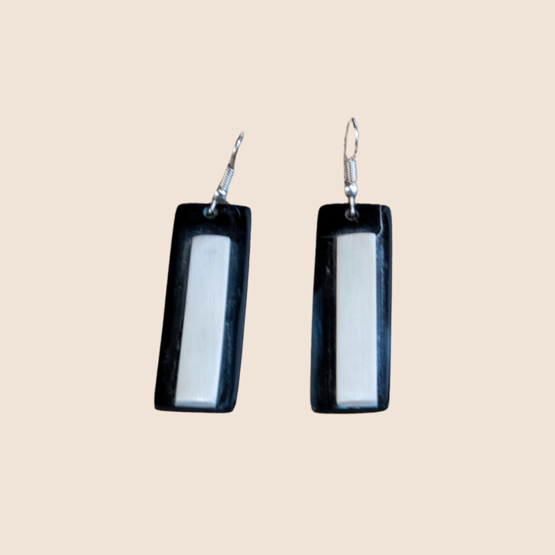 Horn earrings - black with white block