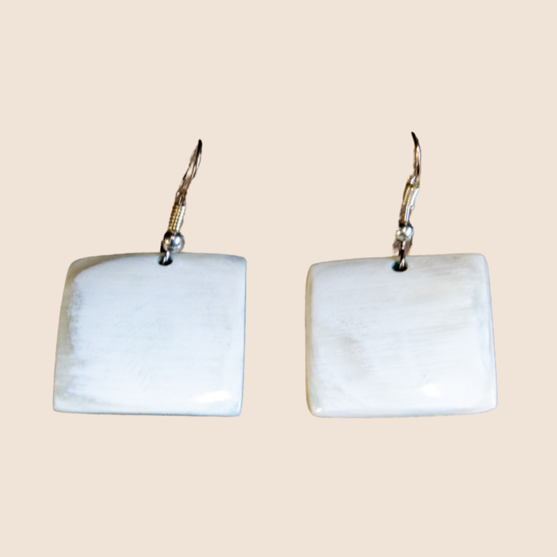 Earrings horn white squares