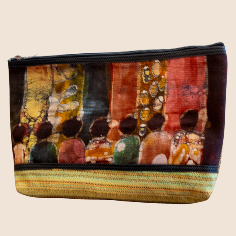 Toiletry bag L with figures and green woven fabric