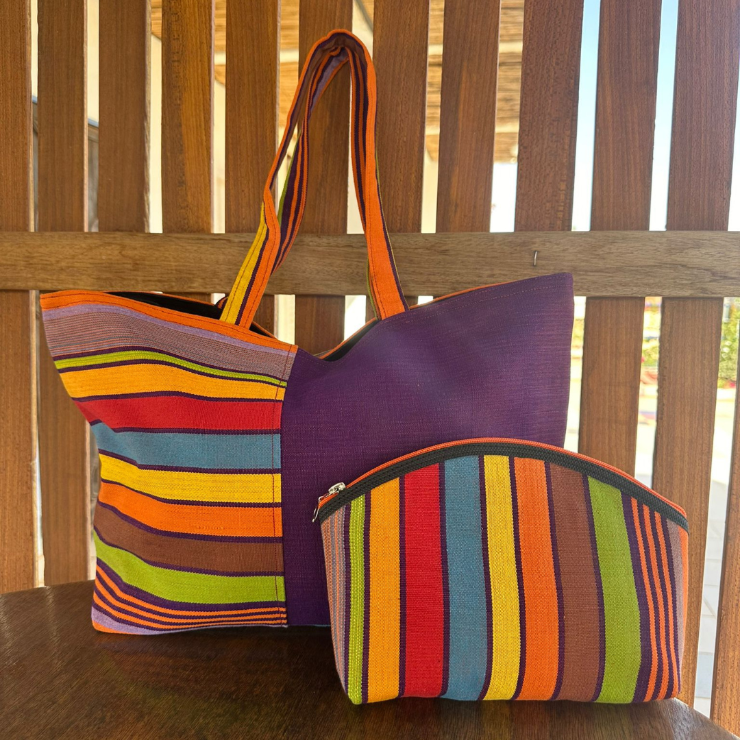 PRE-SALE: Regenboog tas van stof met beautytasje